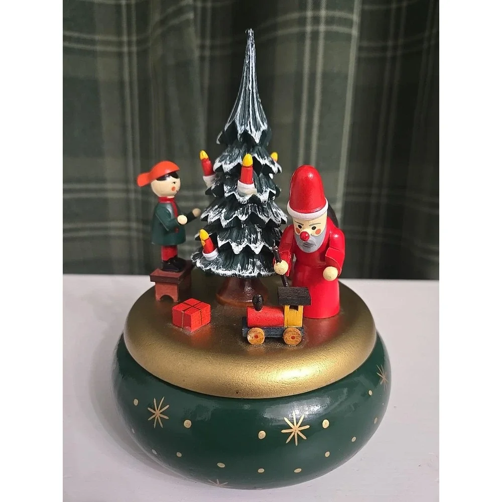 Music Box Santa Claus Christmas Dreams‎ 